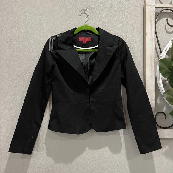 Coffee Shop Red NYC Black Blazer Jacket Chain Link Embellished Shoulder Small - Picture 1 of 8